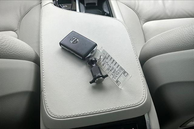 2024 Volvo XC90 Vehicle Photo in Houston, TX 77007