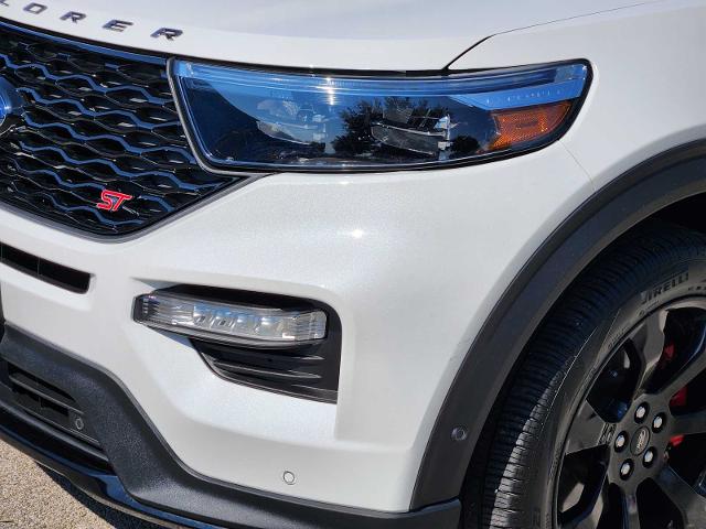 2023 Ford Explorer Vehicle Photo in DENTON, TX 76210-9321