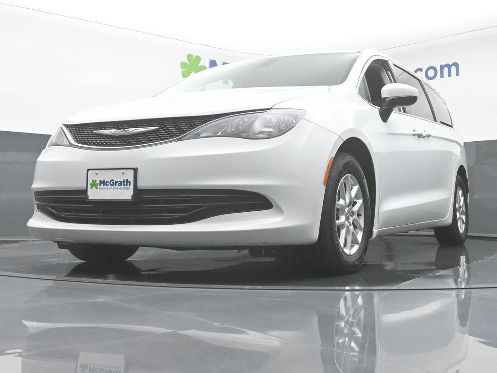 2020 Chrysler Voyager Vehicle Photo in Marion, IA 52302