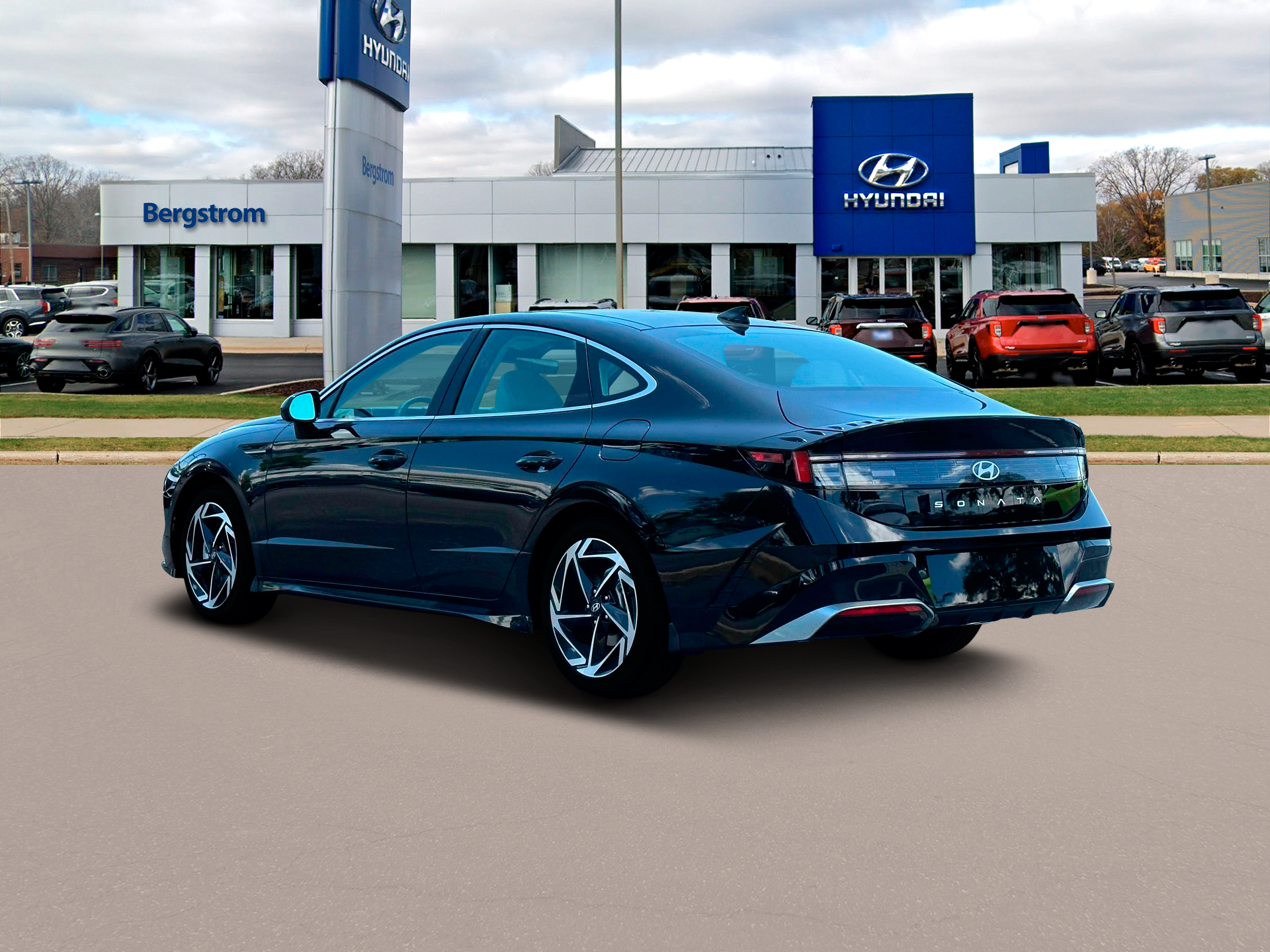 2024 Hyundai SONATA Vehicle Photo in Green Bay, WI 54304