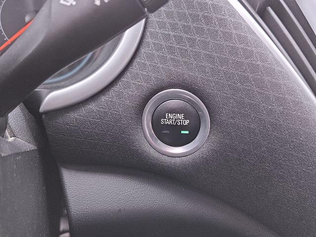 2022 Chevrolet Malibu Vehicle Photo in NEDERLAND, TX 77627-8017