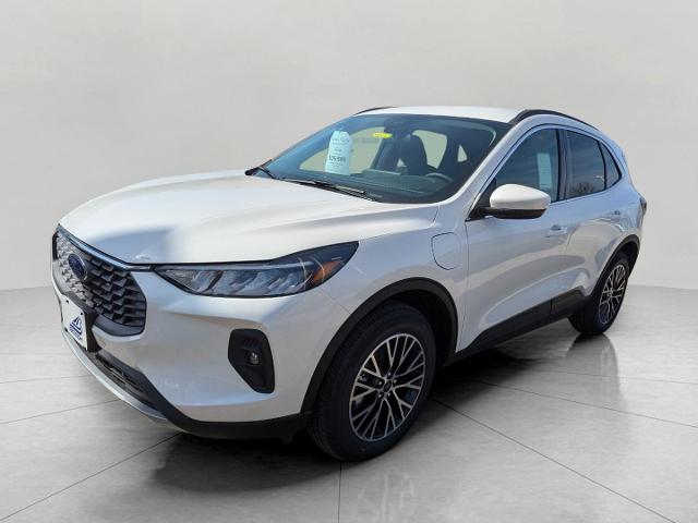2025 Ford Escape Vehicle Photo in Oshkosh, WI 54901