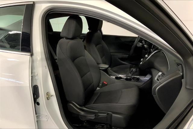 2023 Chevrolet Malibu Vehicle Photo in Kansas City, MO 64114