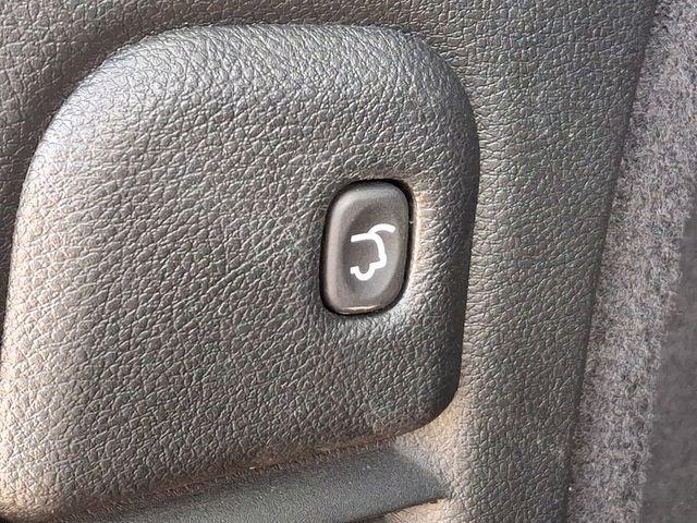 2024 Dodge Durango Vehicle Photo in DANBURY, CT 06810-5034
