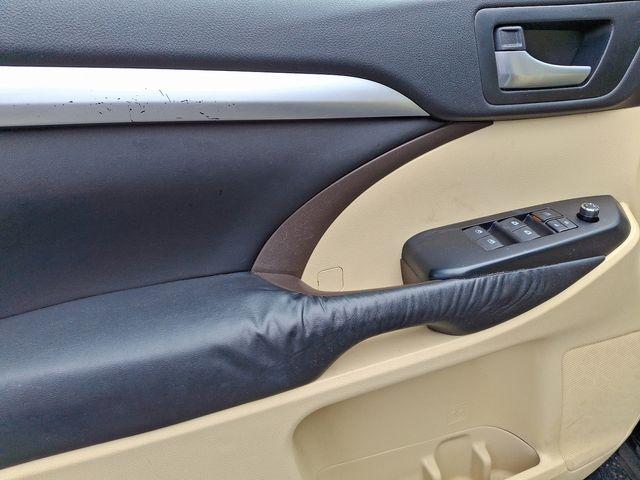 2016 Toyota Highlander Vehicle Photo in DANBURY, CT 06810-5034