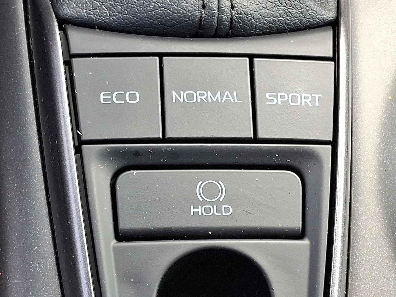 2021 Toyota Camry Vehicle Photo in BETHLEHEM, PA 18017