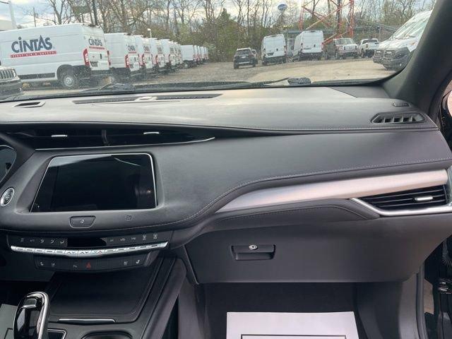 2021 Cadillac XT4 Vehicle Photo in MEDINA, OH 44256-9631
