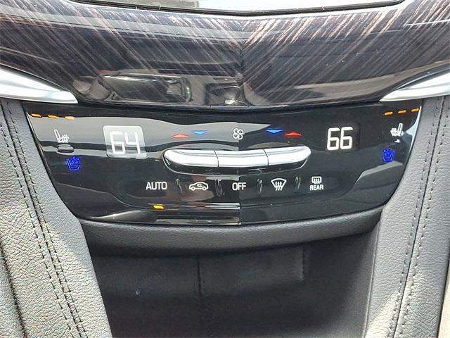 2025 Cadillac XT6 Vehicle Photo in ALLENTOWN, PA 18103-7399