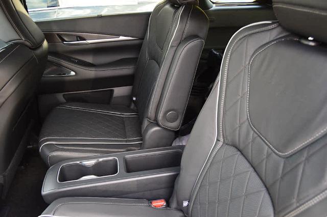 2025 INFINITI QX60 Vehicle Photo in Houston, TX 77090