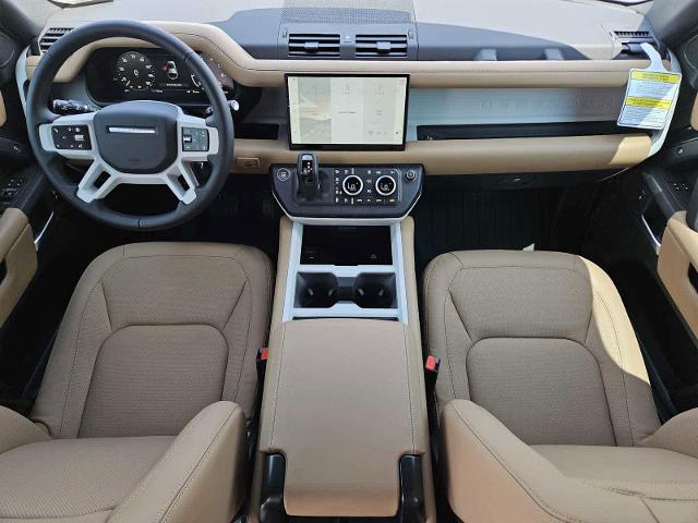 2025 Defender Vehicle Photo in AUSTIN, TX 78717