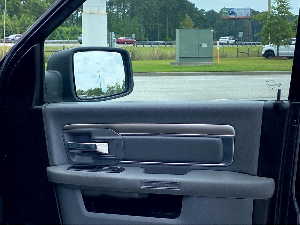 2019 Ram 1500 Classic Vehicle Photo in POOLER, GA 31322-3252