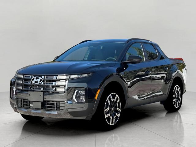 2025 Hyundai SANTA CRUZ Vehicle Photo in Green Bay, WI 54304