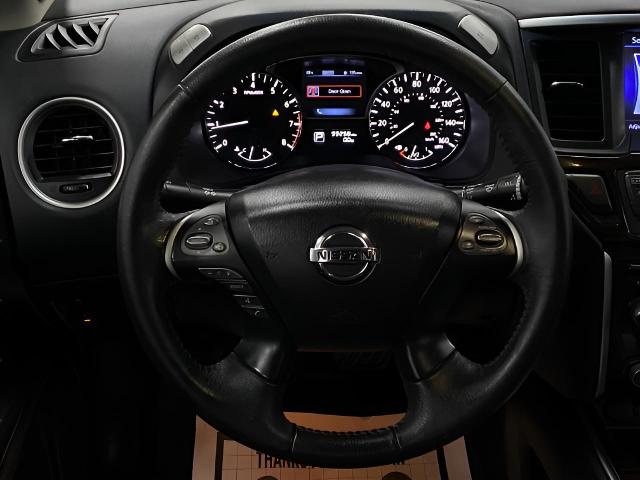 2015 Nissan Pathfinder Vehicle Photo in Appleton, WI 54913