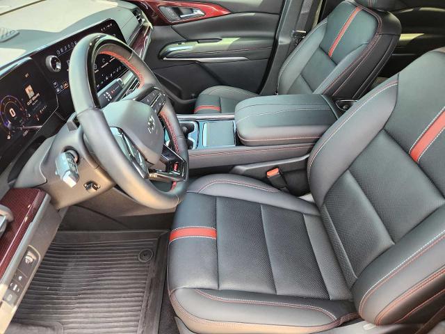 2024 Chevrolet Traverse Vehicle Photo in DENTON, TX 76210-9321