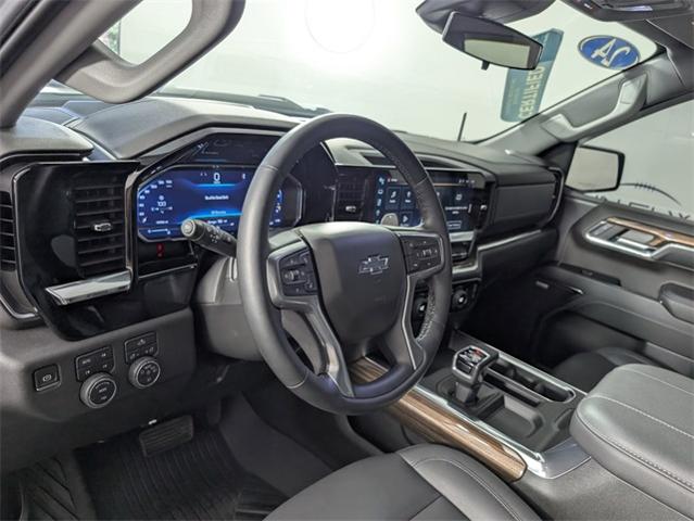 2024 Chevrolet Silverado 1500 Vehicle Photo in ENGLEWOOD, CO 80113-6708