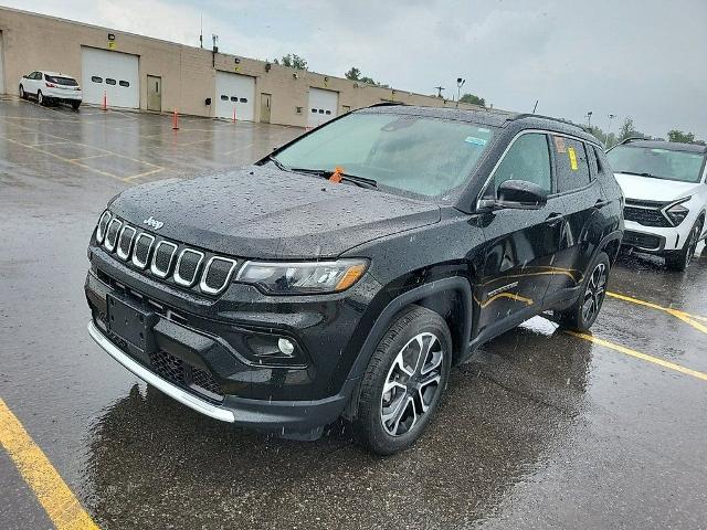 2022 Jeep Compass Vehicle Photo in Cedar Rapids, IA 52402