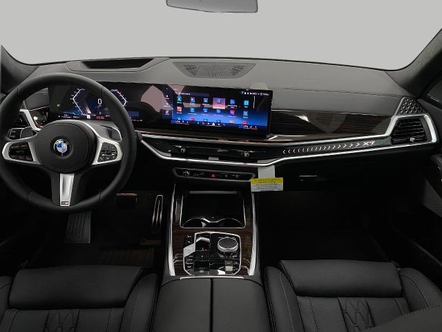 2026 BMW X7 xDrive40i Vehicle Photo in Appleton, WI 54913