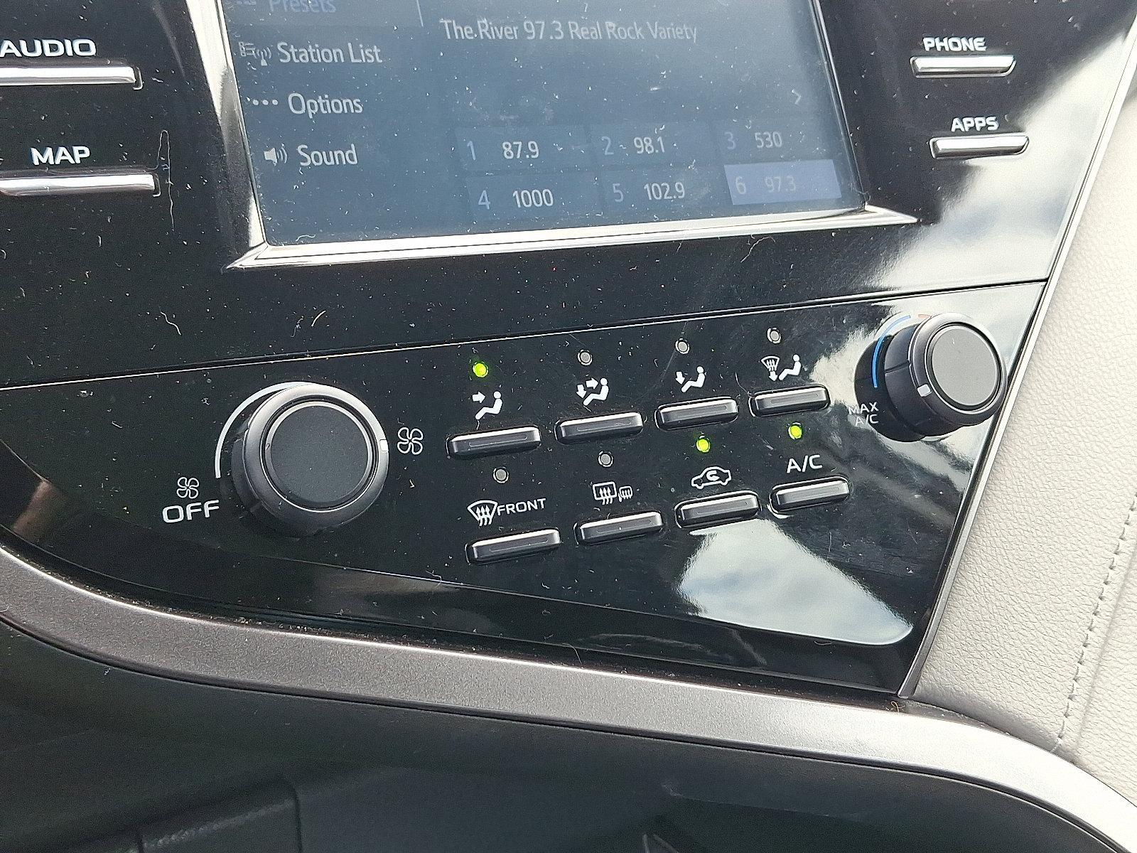 2019 Toyota Camry Vehicle Photo in Harrisburg, PA 17111