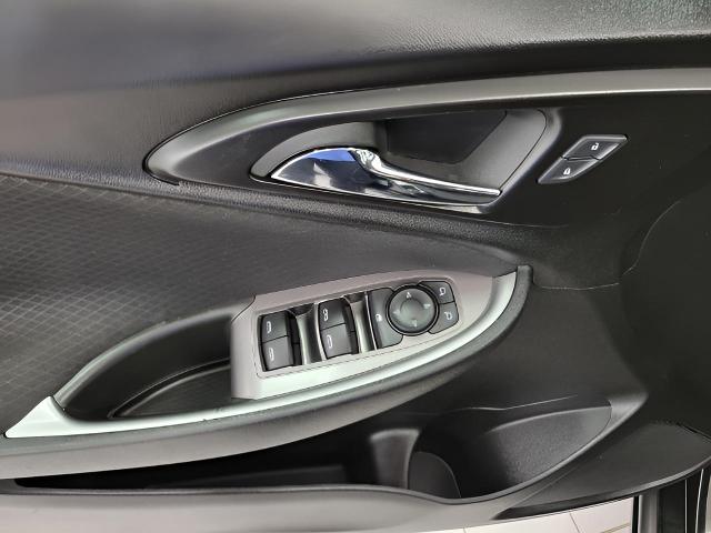 2024 Chevrolet Malibu Vehicle Photo in MANITOWOC, WI 54220-5838