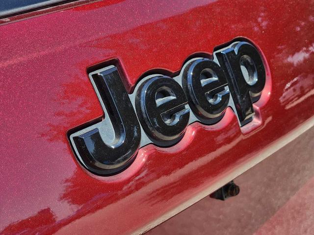 2020 Jeep Grand Cherokee Vehicle Photo in DENTON, TX 76210-9321
