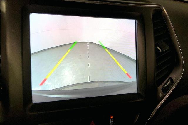 2022 Jeep Cherokee Vehicle Photo in Kansas City, MO 64114