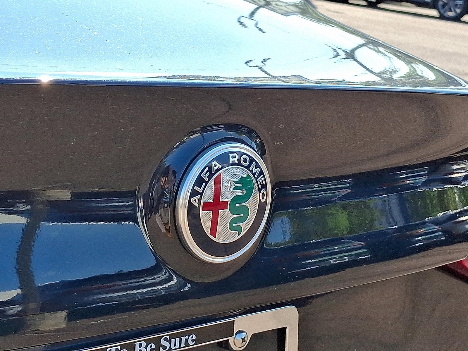 2022 Alfa Romeo Giulia Vehicle Photo in Willow Grove, PA 19090