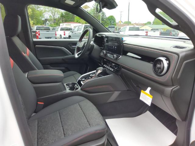 2024 Chevrolet Colorado Vehicle Photo in NEW ALEXANDRIA, PA 15670-3004