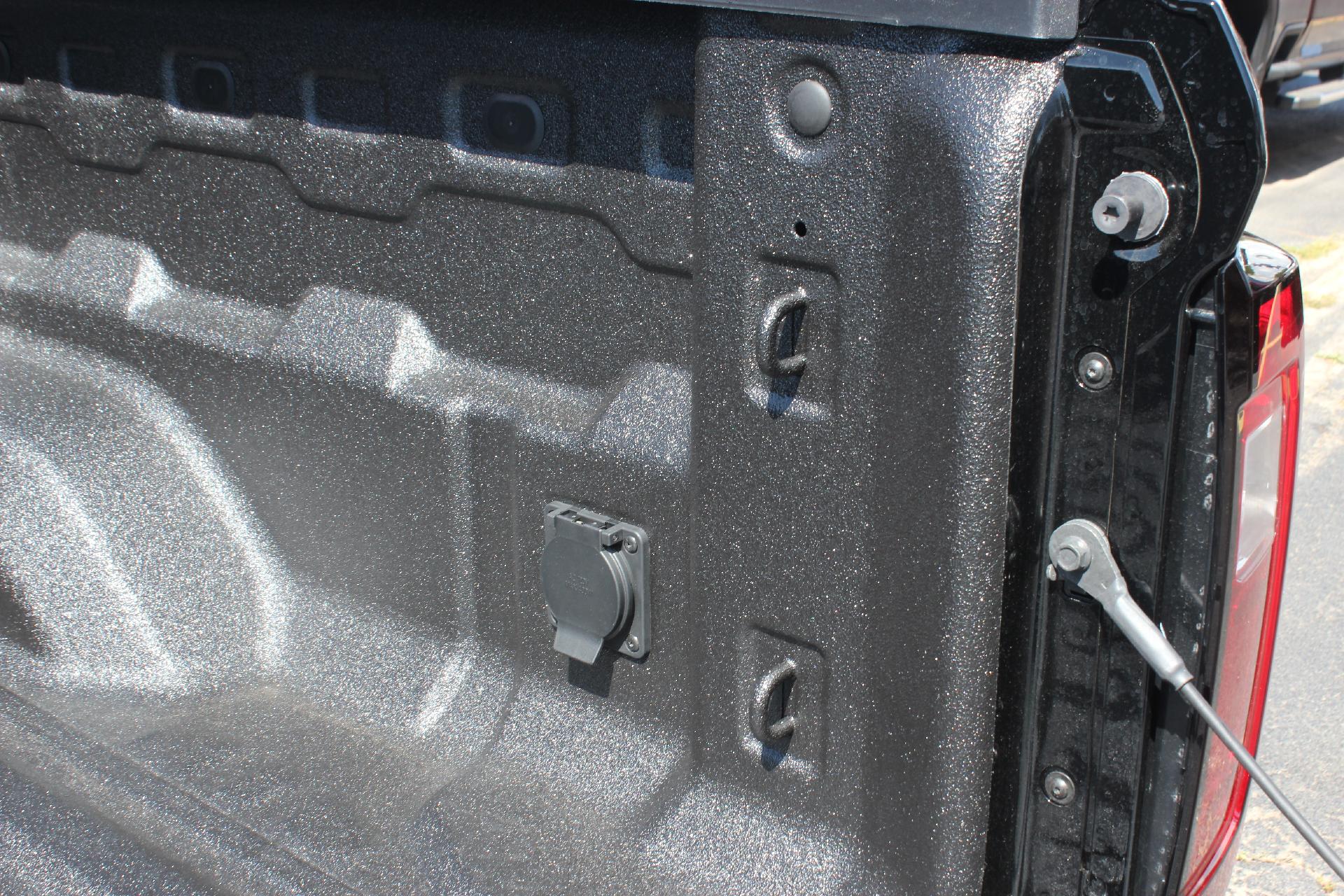 2024 GMC Canyon Vehicle Photo in AURORA, CO 80012-4011
