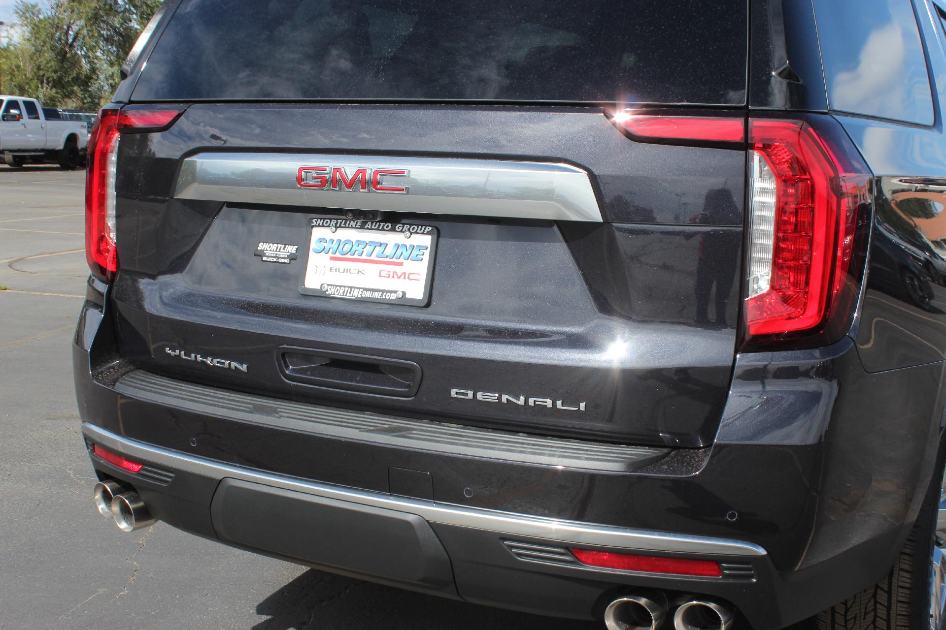 2024 GMC Yukon XL Vehicle Photo in AURORA, CO 80012-4011
