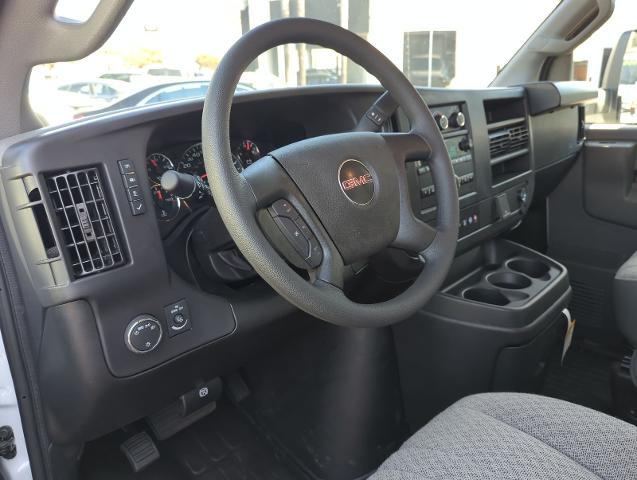 2024 GMC Savana Cutaway 3500 Vehicle Photo in PASADENA, CA 91107-3803