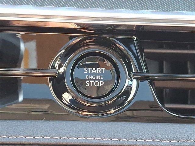 2025 INFINITI QX80 Vehicle Photo in Willow Grove, PA 19090
