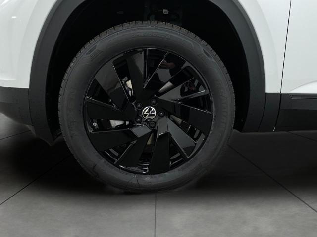 2025 Volkswagen Atlas Cross Sport Vehicle Photo in Appleton, WI 54913