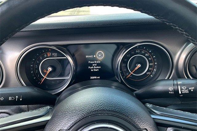 2021 Jeep Gladiator Vehicle Photo in TOPEKA, KS 66609-0000