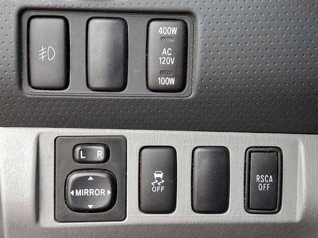2013 Toyota Tacoma Vehicle Photo in DANBURY, CT 06810-5034