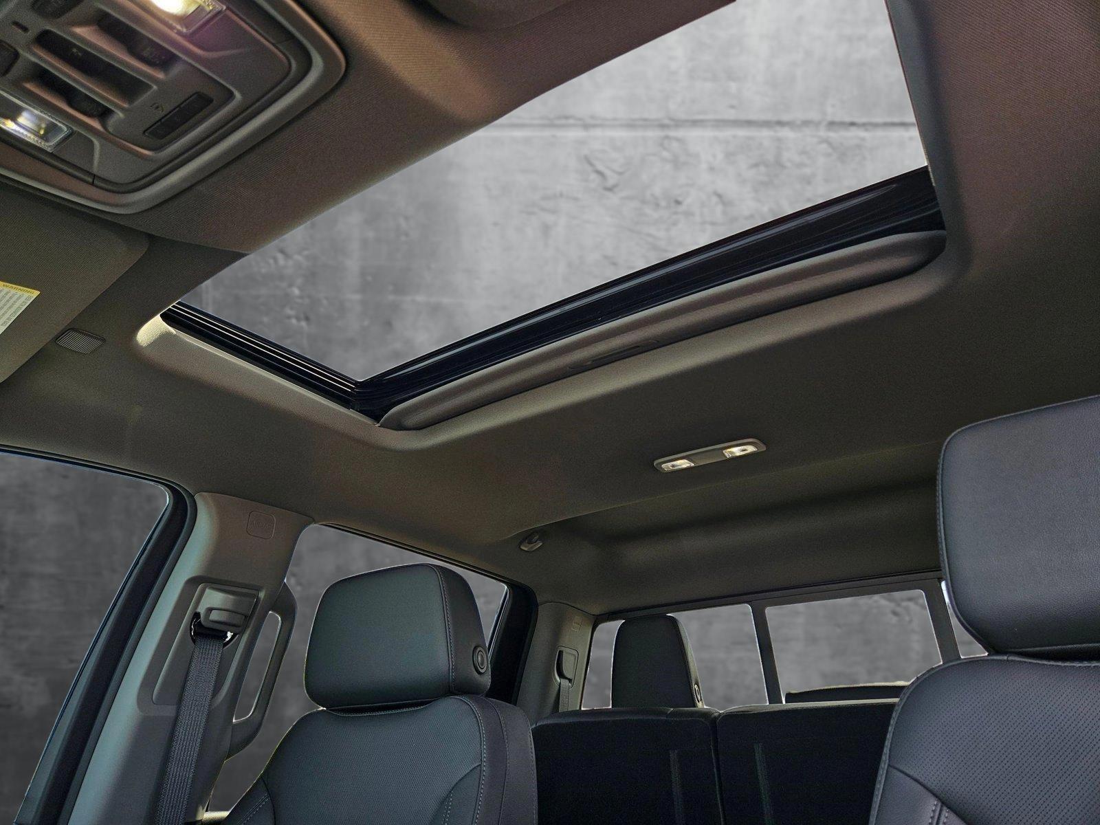 2025 Chevrolet Silverado 2500 HD Vehicle Photo in PEORIA, AZ 85382-3715