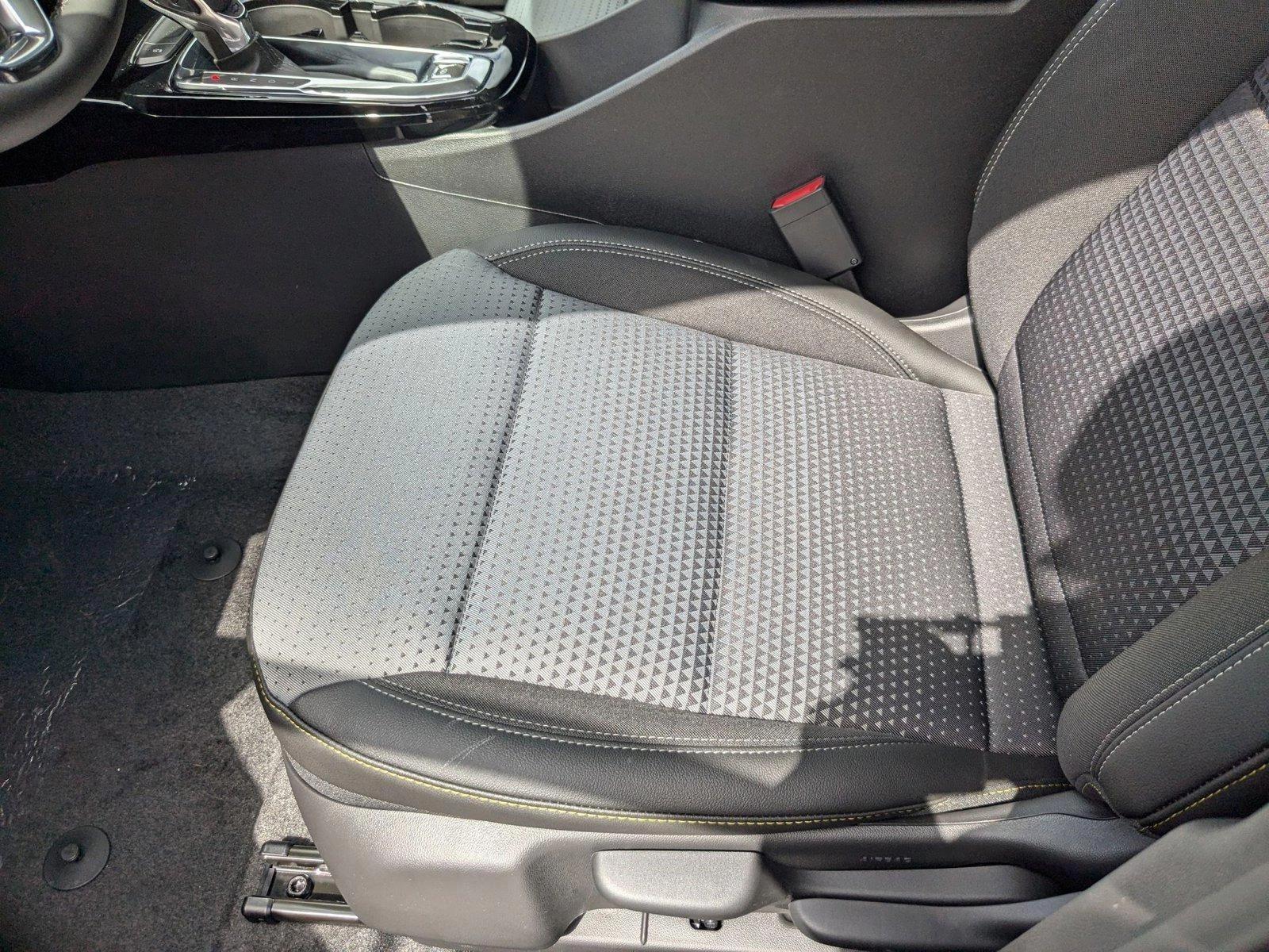 2025 Chevrolet Trax Vehicle Photo in MIAMI, FL 33134-2699