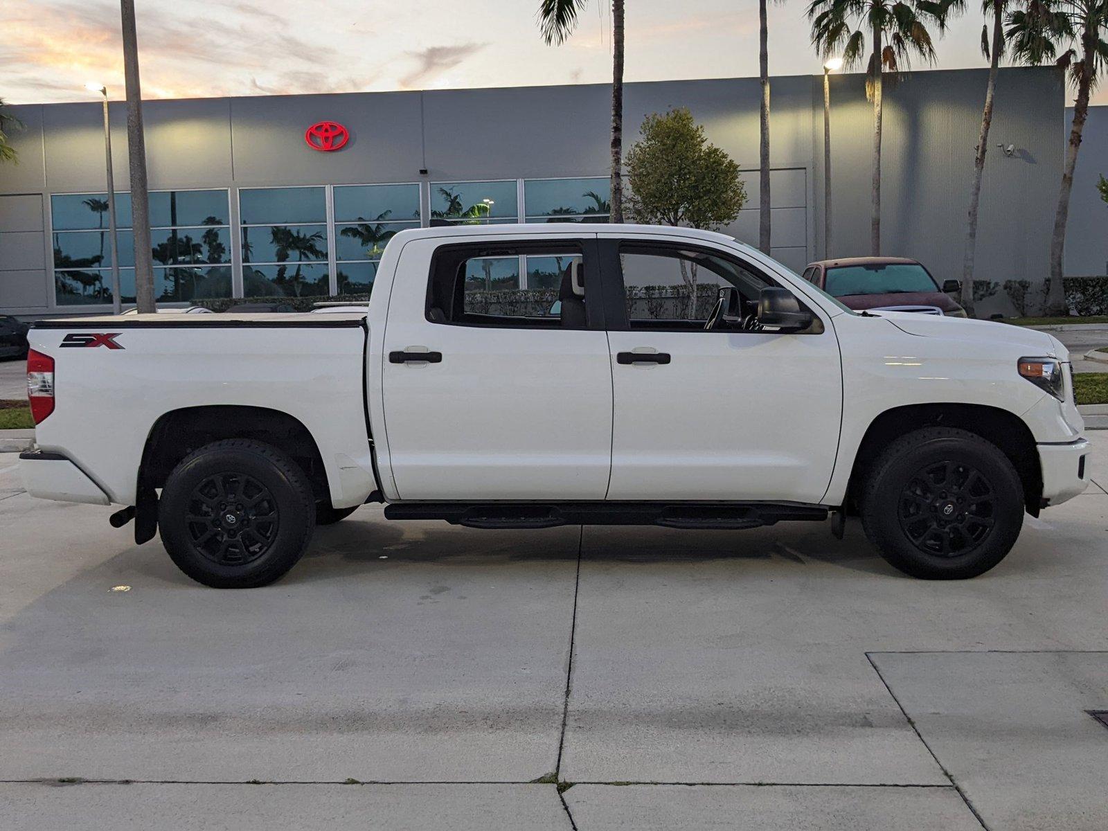 2021 Toyota Tundra 4WD Vehicle Photo in Davie, FL 33331