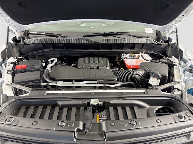 2025 Chevrolet Silverado 1500 Vehicle Photo in PUYALLUP, WA 98371-4149