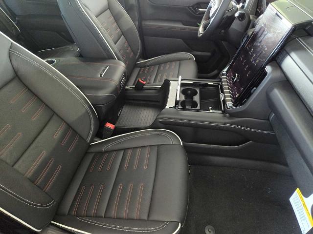 2025 GMC Yukon Vehicle Photo in DALLAS, TX 75209-3016