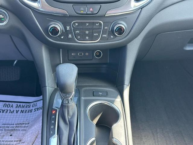 2022 Chevrolet Equinox Vehicle Photo in COLUMBIA, MO 65203-3903