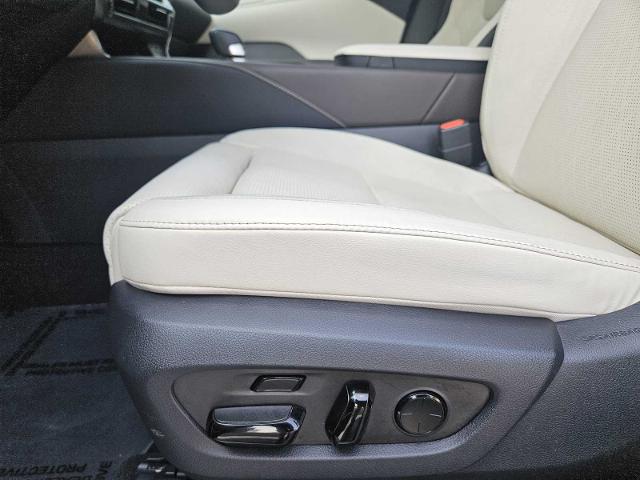 2024 Lexus RX 350 Vehicle Photo in FORT WORTH, TX 76132