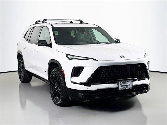 2025 Buick Enclave Vehicle Photo in PUYALLUP, WA 98371-4149