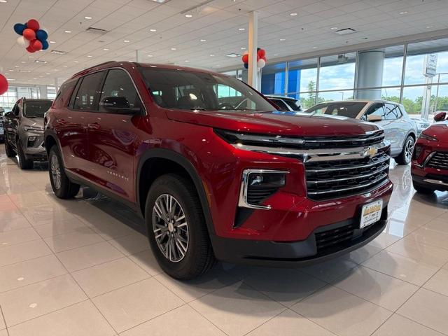 2025 Chevrolet Traverse Vehicle Photo in COLUMBIA, MO 65203-3903