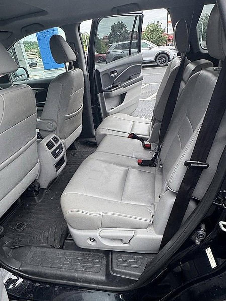 2016 Honda Pilot Vehicle Photo in Harrisburg, PA 17111