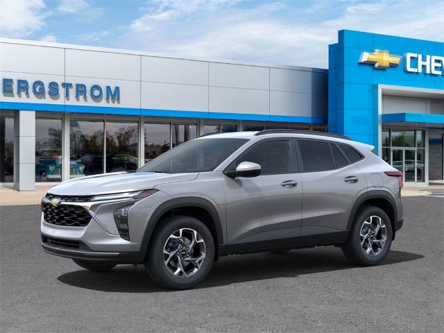 2025 Chevrolet Trax Vehicle Photo in GREEN BAY, WI 54304-5303