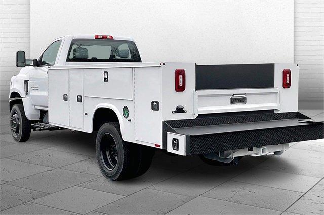 2024 Chevrolet Silverado 5500 HD Vehicle Photo in INDEPENDENCE, MO 64055-1314