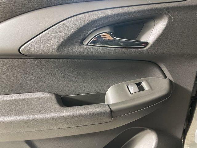 2025 Chevrolet Trailblazer Vehicle Photo in PHOENIX, AZ 85014-3381