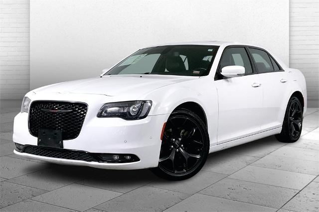 2022 Chrysler 300 Vehicle Photo in Kansas City, MO 64114