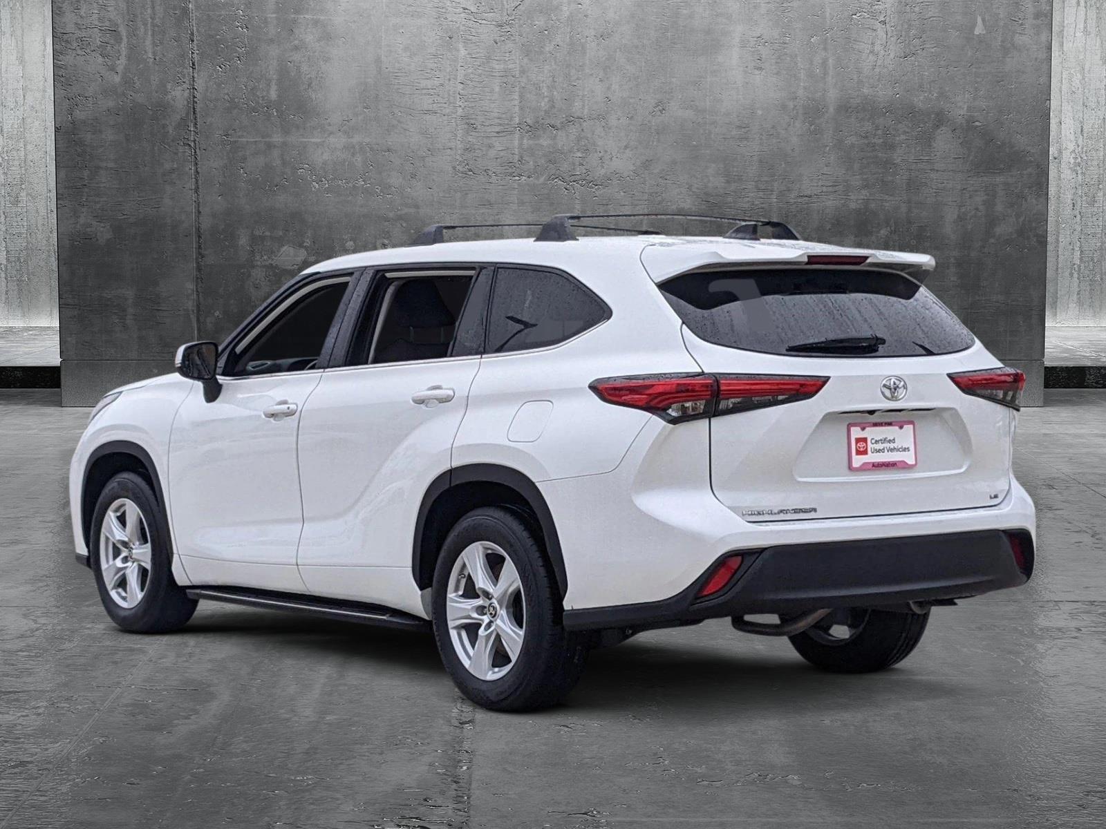 2022 Toyota Highlander Vehicle Photo in Davie, FL 33331