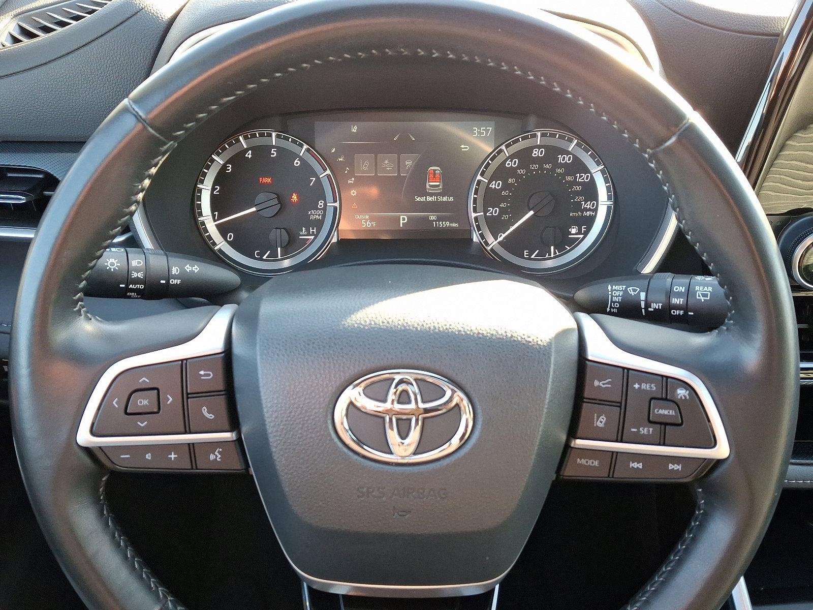 2023 Toyota Highlander Vehicle Photo in Harrisburg, PA 17111